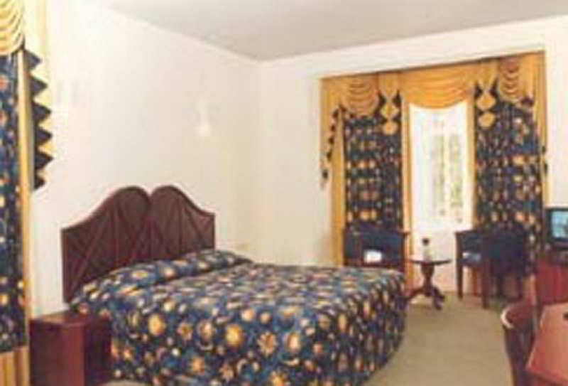 Galway Forest Lodge Hotel Nuwara Eliya Quarto foto